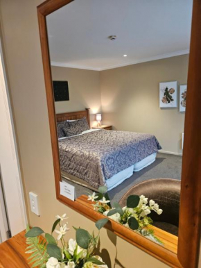 Misty Peaks Guesthouse